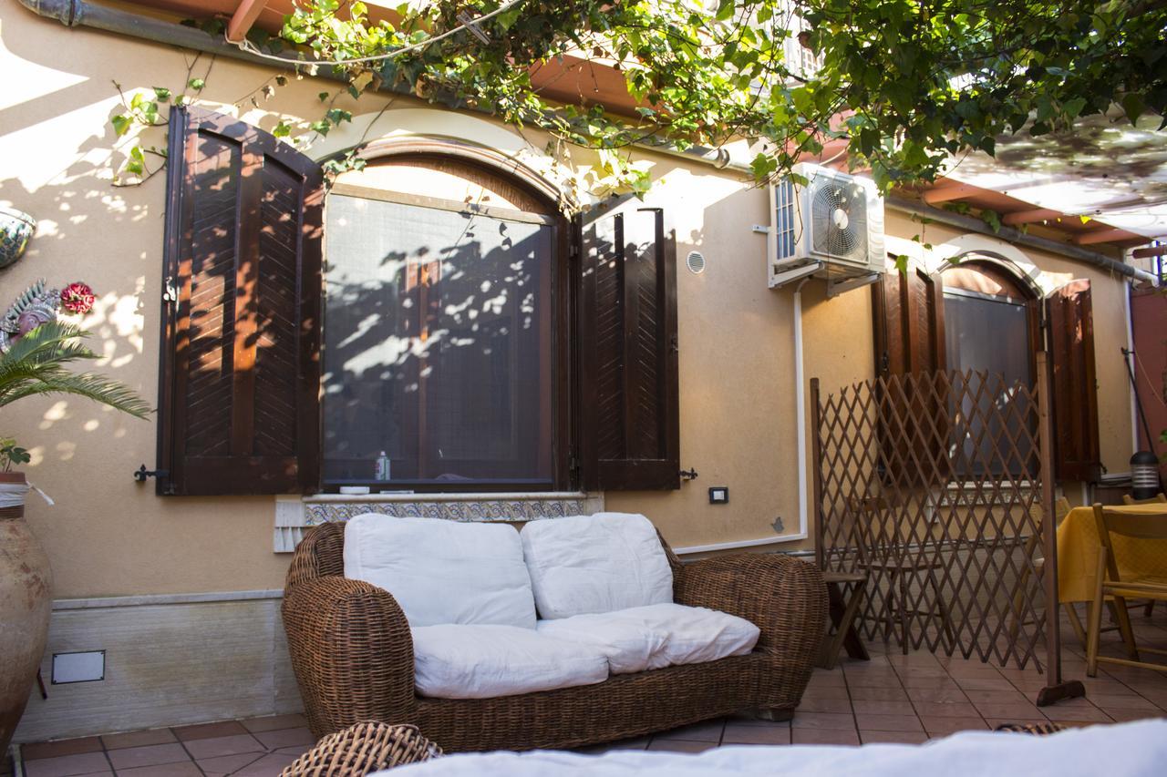 B&B Casa Augusto Luxury サン・レオーネ エクステリア 写真